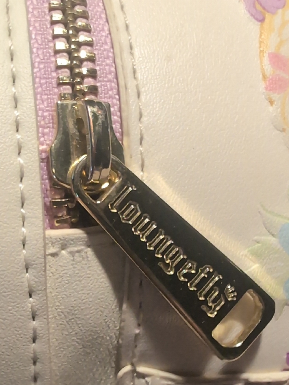 Loungefly Disney Tangled Rapunzel Golden Hair Crossbody Box Lunch Exclusive - Picture 9 of 16